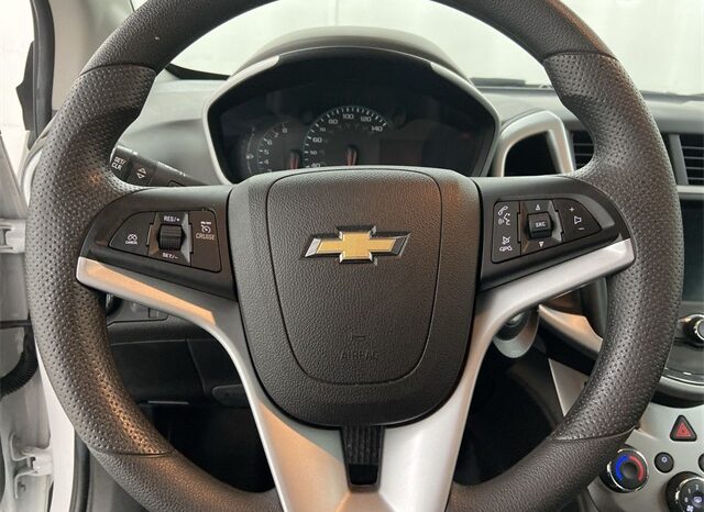 
								2018 Chevrolet Sonic LT full									