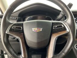 
										2016 Cadillac Escalade Luxury full									