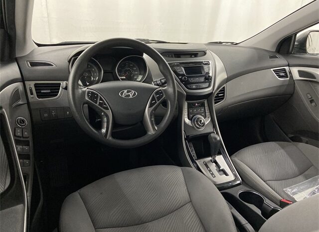 
								2013 Hyundai Elantra GLS full									