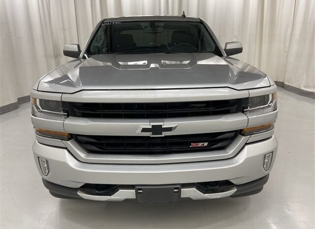 
								2018 Chevrolet Silverado 1500 LT2 full									