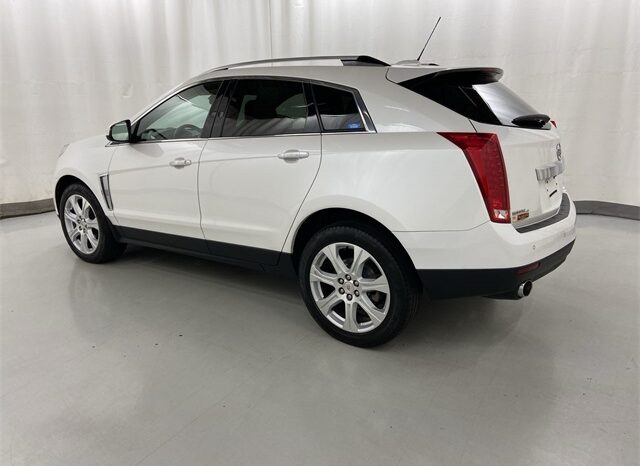 
								2016 Cadillac SRX Performance full									