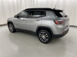 
										2018 Jeep Compass Latitude full									