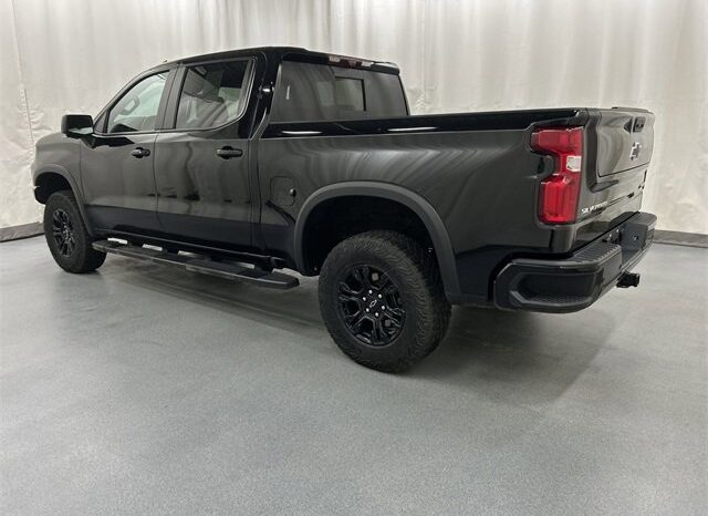 
								2022 Chevrolet Silverado 1500 ZR2 full									