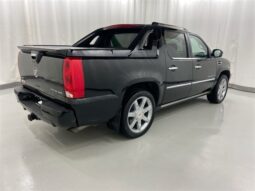 
										2011 Cadillac Escalade EXT Premium full									