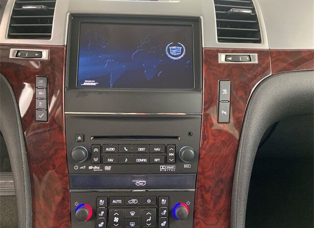 
								2011 Cadillac Escalade EXT Premium full									