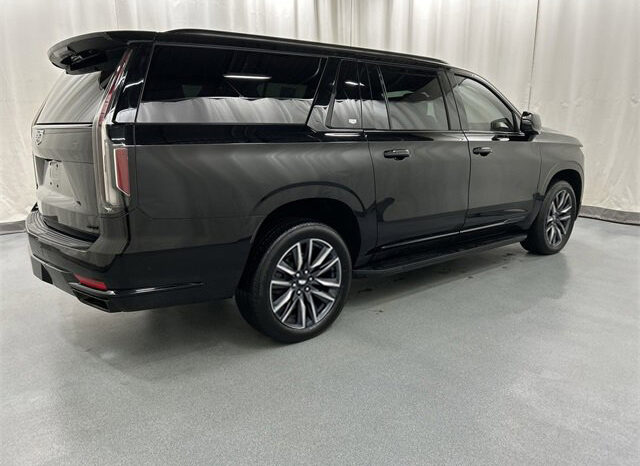 
								2021 Cadillac Escalade ESV Sport full									